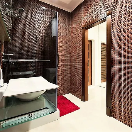 Pearl Luxury Апартаменти *